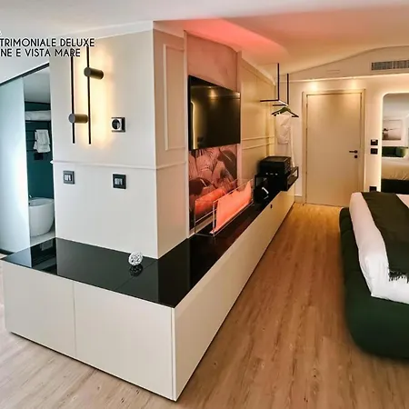 Гостевой дом Amamare Luxury Джулианова