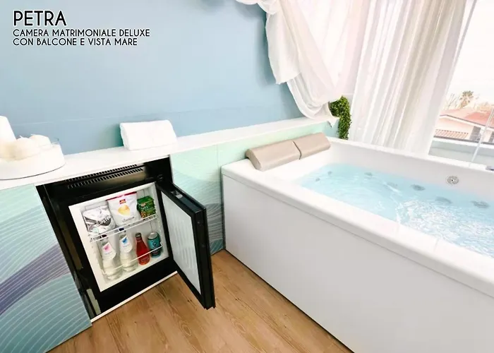 Amamare Luxury Konukevi 4*